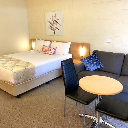 Apollo Motel Паркс Экстерьер фото