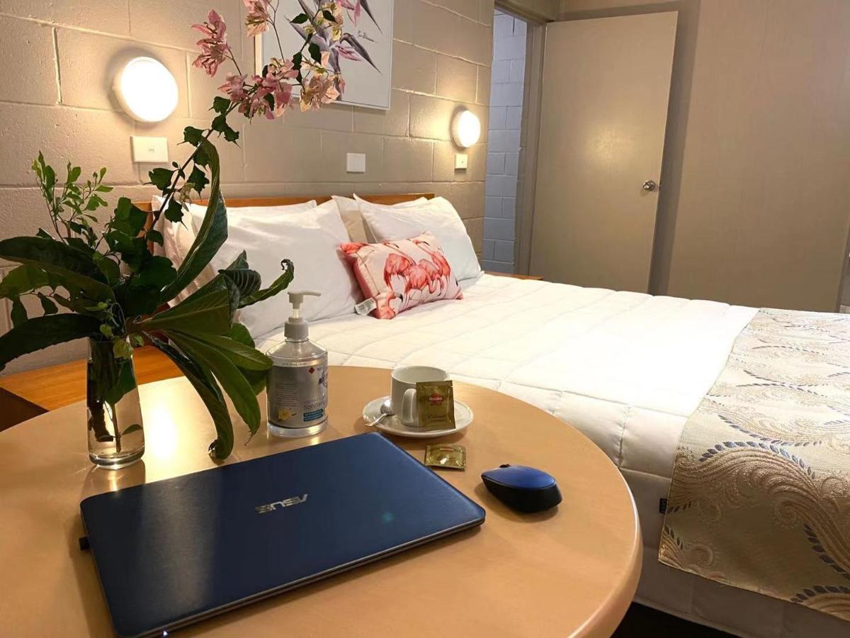 Apollo Motel Паркс Экстерьер фото