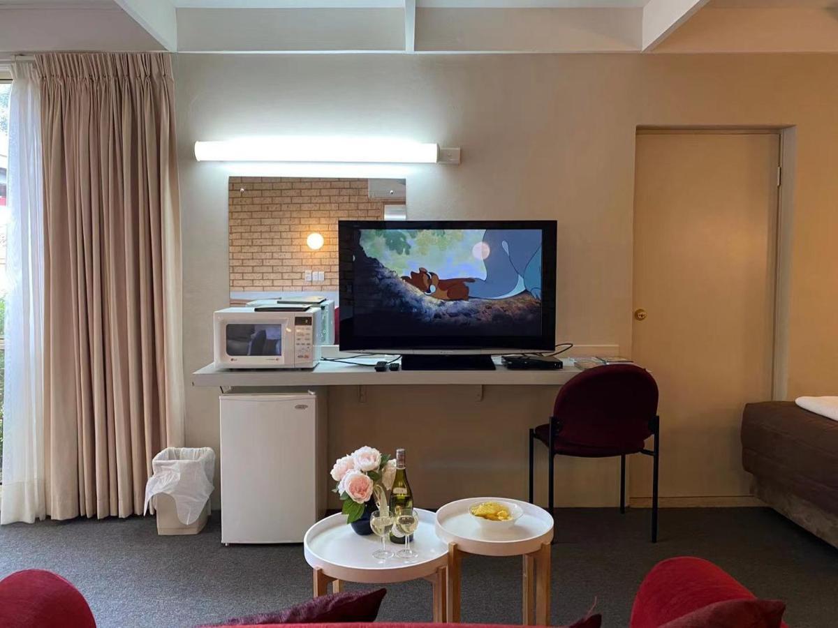 Apollo Motel Паркс Экстерьер фото