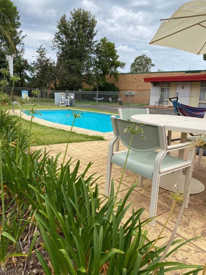 Apollo Motel Паркс Экстерьер фото
