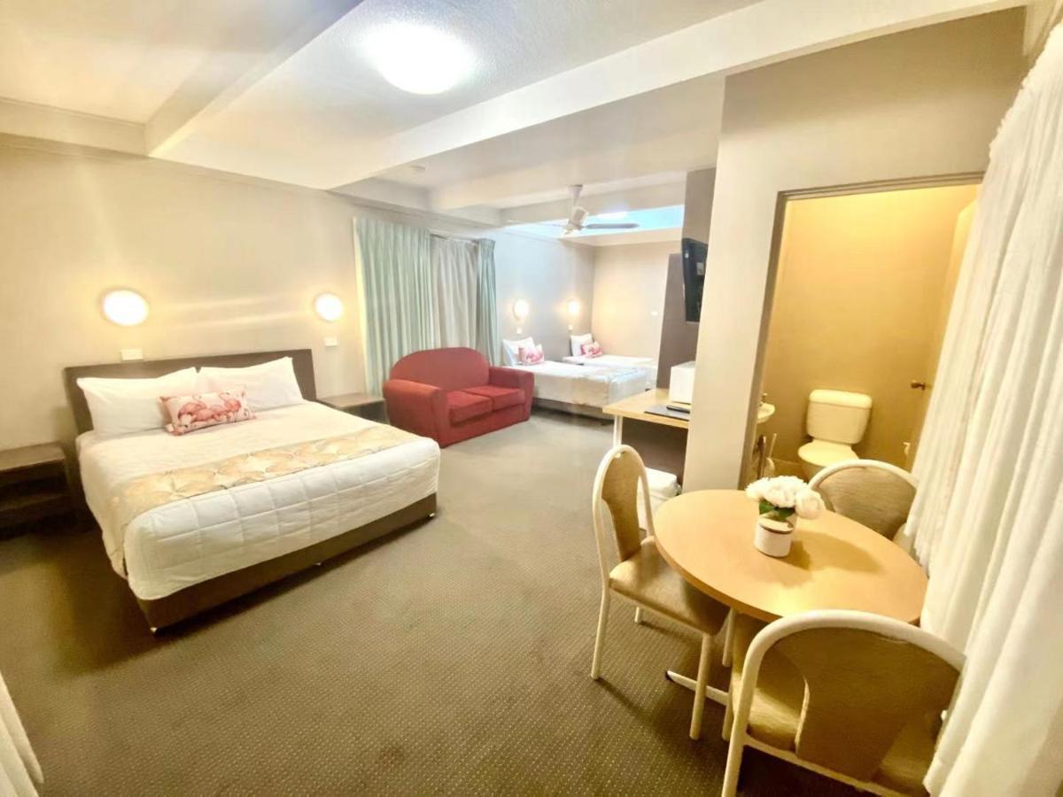 Apollo Motel Паркс Экстерьер фото