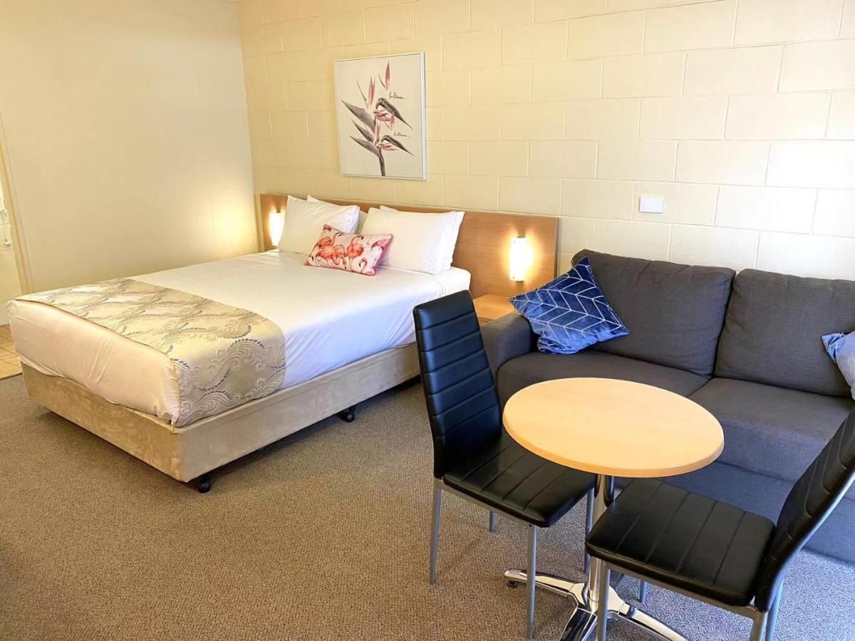 Apollo Motel Паркс Экстерьер фото