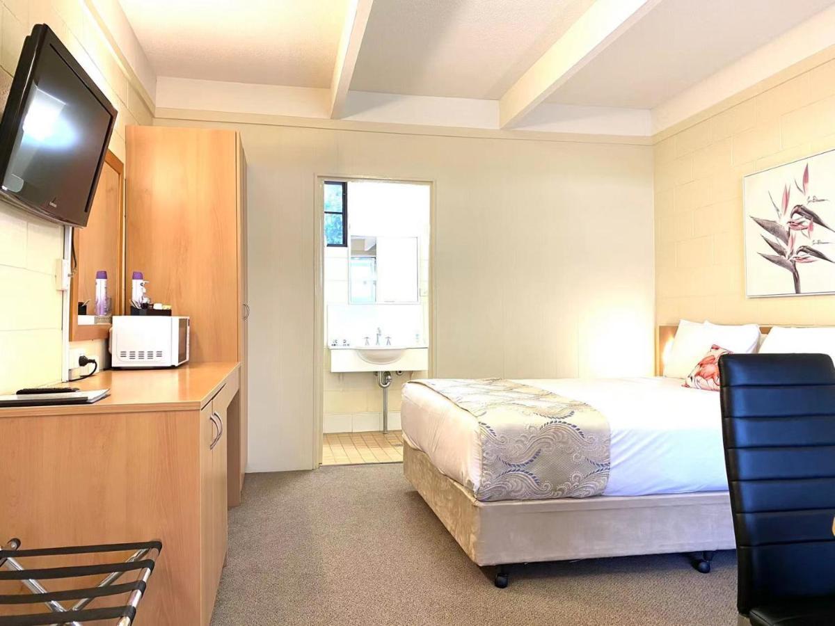 Apollo Motel Паркс Экстерьер фото